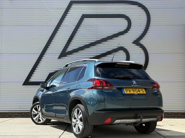 Peugeot 2008 1.2 PureTech Allure Navi|Clima|Cruise|Camera|Pano|Carplay|Trekhaak|PDC|D-riem vv in 2023|N.A.P|APK tot 09-2026