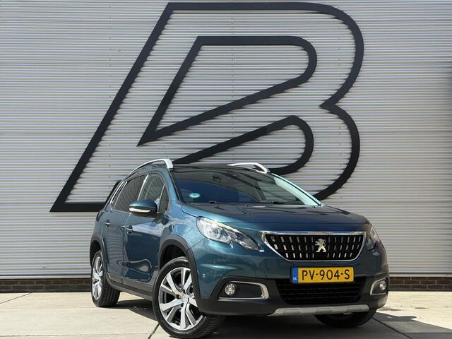 Peugeot 2008 1.2 PureTech Allure Navi|Clima|Cruise|Camera|Pano|Carplay|Trekhaak|PDC|D-riem vv in 2023|N.A.P|APK tot 09-2026