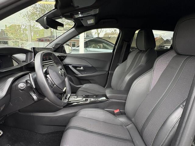 Peugeot 2008 1.2T 130pk Automaat GT | Achteruitrijcamera | Apple Carplay/Android Auto | 3D Cockpit | Climate Control | Privacy Glass