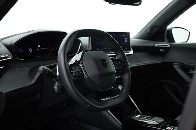 Peugeot 2008 1.2 PureTech 130 Allure (Nw. Model) | Rijklaar! | Dig. Cockpit | Trekhaak | Camera+PDC | Nav+App.Connect | Cruise | 17''