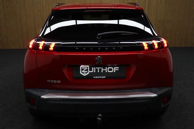 Peugeot 2008 1.2 PureTech Allure | Afneembare Trekhaak | Cruise-control | Camera | Clima | Navigatie | Full Led | Apple Carplay & Android Auto | LM Velgen | All-season Banden