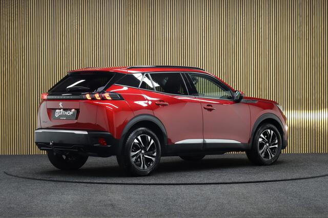 Peugeot 2008 1.2 PureTech Allure | Afneembare Trekhaak | Cruise-control | Camera | Clima | Navigatie | Full Led | Apple Carplay & Android Auto | LM Velgen | All-season Banden