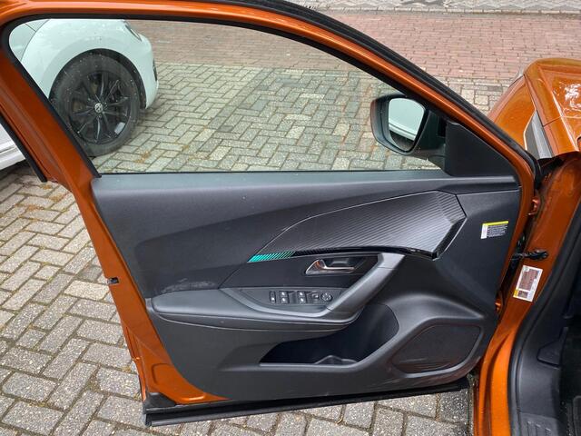 Peugeot 2008 1.2 PureTech Allure Pack