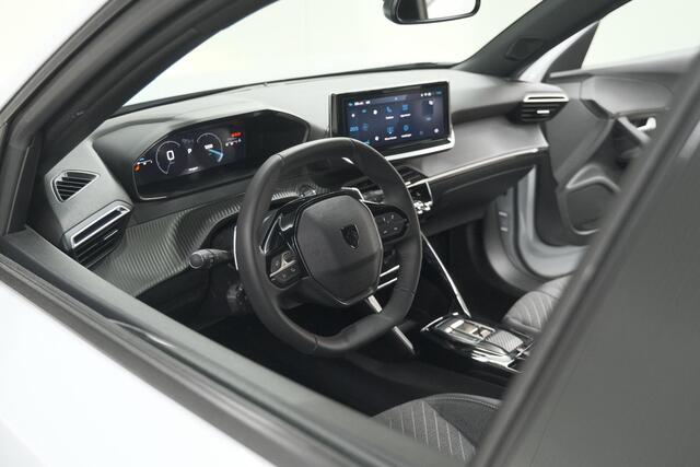 Peugeot 2008 PureTech 130 EAT8 Allure | Allseason banden | 360 Camera | Dodehoekdetectie | Apple Carplay | Stoelverwarming
