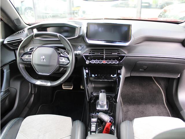 Peugeot 2008 1.2 PureTech GT Automaat | Navi / Camera / Alcantara