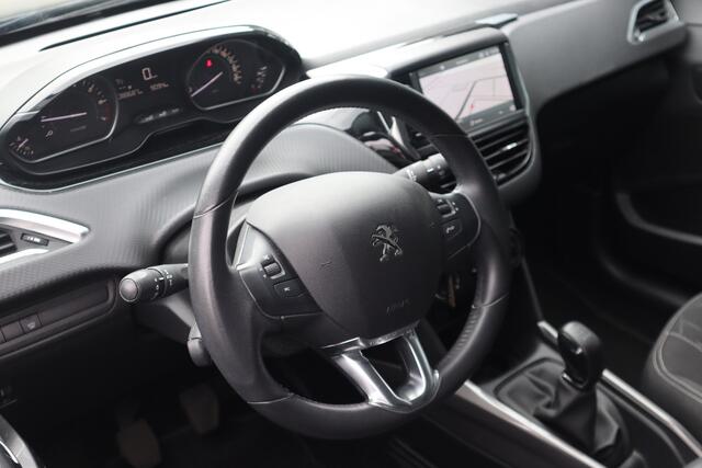 Peugeot 2008 1.2 PureTech Active | RIJKLAAR | NAP | Trekhaak | Navi