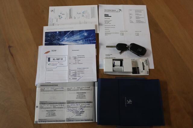 Peugeot 2008 1.2 PureTech Active | RIJKLAAR | NAP | Trekhaak | Navi