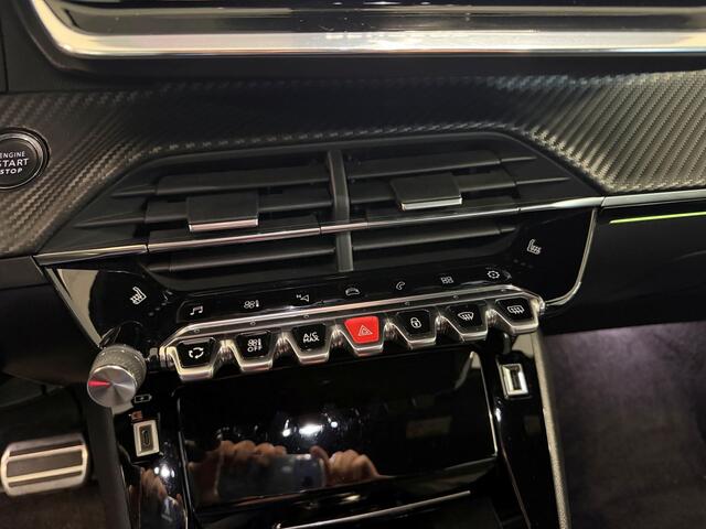 Peugeot 2008 1.2 PureTech GT-Line 130pk - Panorama - Navi - Trekhaak - ACC - LED - Camera - Stoelverwarming - Rijklaar