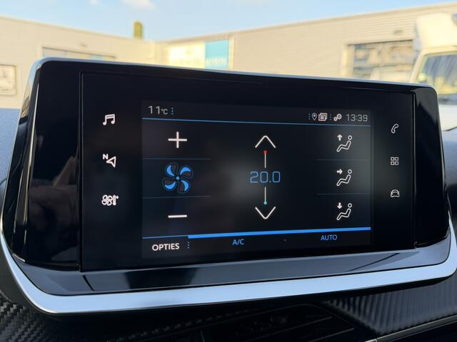Peugeot 2008 1.2 PureTech Active Clima Navi Camera Led CarPlay