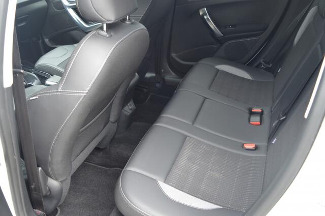 Peugeot 2008 1.2 PureTech Allure | AUT - CAMERA