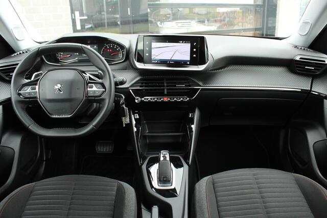 Peugeot 2008 1.2 PureTech Active Pack / Carplay / 360 Camera / Navigatie