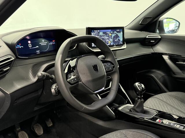 Peugeot 2008 1.2 PureTech 100 Allure Navigatie Apple Carplay/Android Auto Parkeersensoren Cruise Control Full LED Virtual Cockpit Climate Control Lichtmetalen velgen
