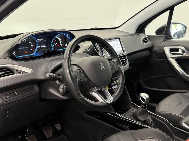 Peugeot 2008 1.2 PureTech Allure Navigatie Apple Carplay Android Auto Parkeersensoren achter Cruise Control Climate Control Lichtmetalen velgen