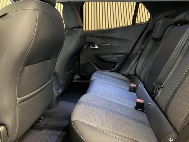 Peugeot 2008 1.2 PureTech 130PK Aut. Allure Pack | LED | Carplay | Camera | Stoelverw. | Incl. garantie