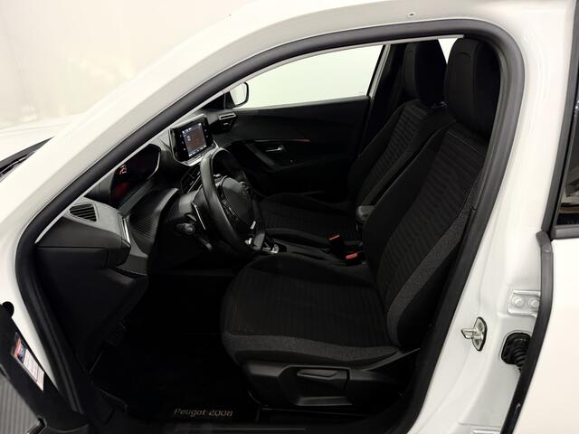 Peugeot 2008 1.2 PureTech Active Pack Apple carplay, Parkeersensoren, Stoelverwarming, Cruise control, Rijstrook correctie, Lichtmetalen velgen