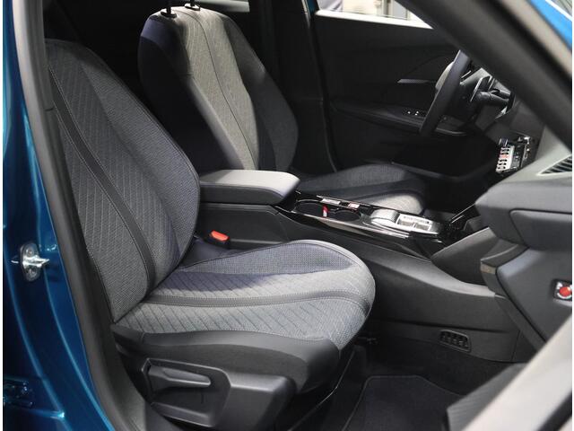 Peugeot 2008 1.2 145PK Allure Hybrid | 1ste eigenaar | AppleCarPlay/AndroidAuto | Climate Control | Adaptief Cruise Control | Camera | Keyless | FULL LED | Navigatie | LMV | Parkeersensoren | Privacy Glass | Isofix |
