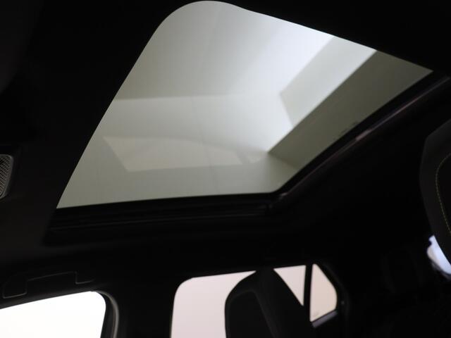 Peugeot 2008 1.2 Hybrid 136 GT open dak ! 18'' en alcantara