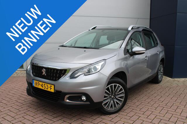 Peugeot 2008 1.2 PureTech 110pk Blue Lion Airco Navi Carplay Panoramadak Trekhaak Dealer onderhouden