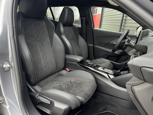 Peugeot 2008 1.2 130 pk GT PACK FULL OPTIONS, Elektr Zetels, Pano, Massage