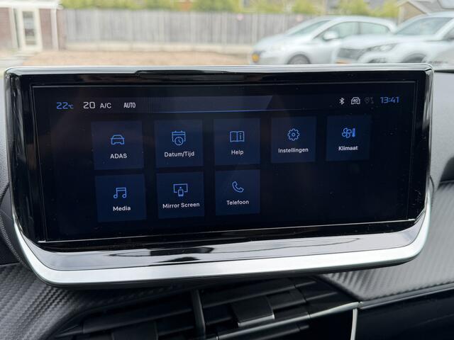 Peugeot 2008 1.2 Benzine 100 Pk Allure (ook in Blauw of zwart leverbaar) * Draadloos Aple Carplay / Android Auto * Climate & Cruise Control * Parkeersensoren Voor en Achter * Vingerhoets; Vierde Generatie Eersteklas Service. Al meer dan 100 jaar een begrip in de Braba