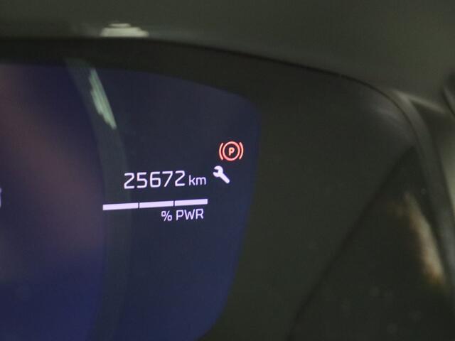 Peugeot 2008 1.2 Hybrid 145 GT Stoere uitvoering!