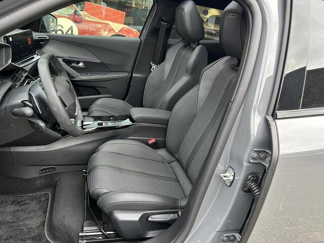 Peugeot 2008 1.2 Hybrid 145 PK GT | Automaat Hybride | BOUWJAAR 2026 DEMO MET ¤7.000 VOORDEEL | 360 Graden Camera | Dode Hoek Detectie | Parkeersensoren V+A | Full LED Verlichting | Zwart Dak | Hoge Zitpositie | Climate Control | Navigatie | Dakrails | Adaptieve Cruis