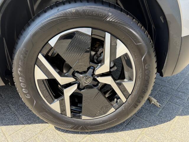 Peugeot 2008 145pk Hybrid GT (360gr Camera - Keyless Entry - LED - Parkeersensoren V+A - Adaptieve Cruise Controle - 17"incl 4S - Draadloos laden - Automatische Airco)