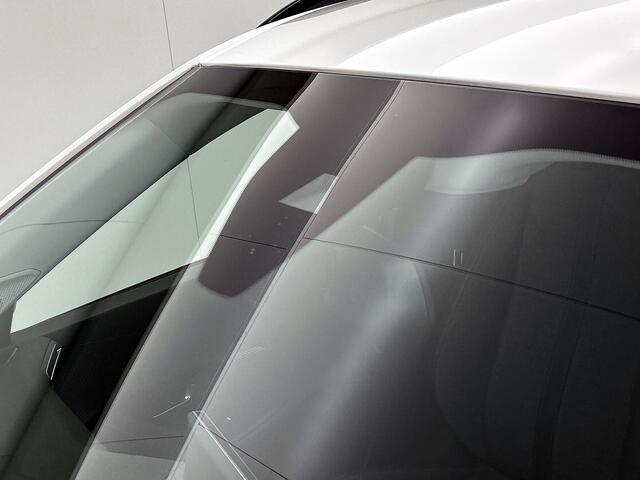 Peugeot 2008 100 pk Allure | Rijklaar | Parkeerhulp | Apple Carplay | 17" LMV |