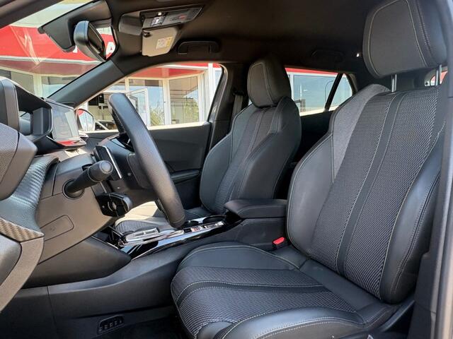 Peugeot 2008 1.2 HYBRID 145PK GT AUT. NAVI CAMERA CARPLAY AIRCO