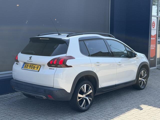 Peugeot 2008 1.2 Turbo 110 PK GT-line | Navigatie | Lage Km stand: 43500 | Panoramadak | 17" Lichtmetalen Velgen | Camera | Parkeersensoren | Half Lederen Bekleding | LED Dagrijverlichting