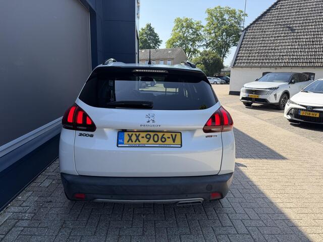 Peugeot 2008 1.2 Turbo 110 PK GT-line | Navigatie | Lage Km stand: 43500 | Panoramadak | 17" Lichtmetalen Velgen | Camera | Parkeersensoren | Half Lederen Bekleding | LED Dagrijverlichting