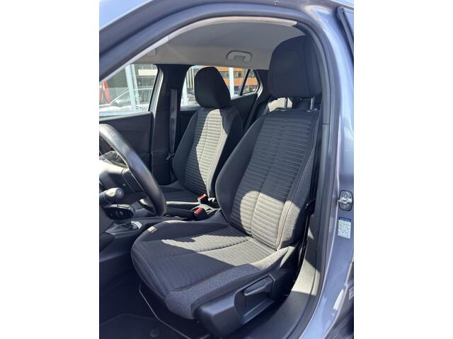 Peugeot 2008 PureTech 100 Allure |Navigatie|CarPlay|