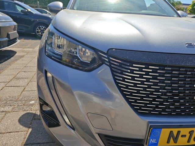 Peugeot 2008 1.2 PureTech Allure Pack | Camera | Apple carplay & Android auto | Cruise control