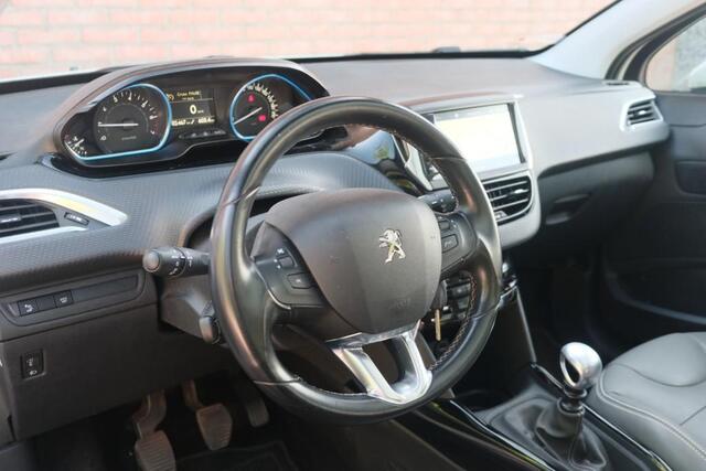 Peugeot 2008 1.2 PureTech 130pk Blue Lease Allure | Navi | App Connect | Climate | Cruise | Camera | Panoramadak