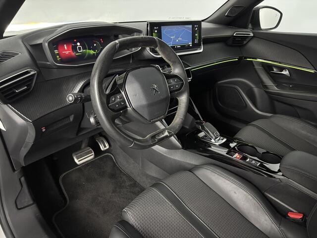 Peugeot 2008 1.2 PureTech GT-Line 130pk | Automaat | Glazen schuif-kanteldak