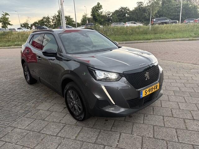 Peugeot 2008 1.2 PureTech Style | Navi | Camera | Trekhaak | 40.932 km Dealeronderhouden
