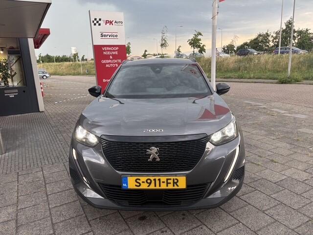 Peugeot 2008 1.2 PureTech Style | Navi | Camera | Trekhaak | 40.932 km Dealeronderhouden