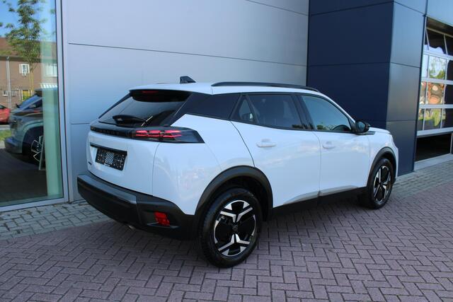 Peugeot 2008 1.2 PureTech 100pk Allure Airco Navi Camera Carplay 21.399km Zeer mooi
