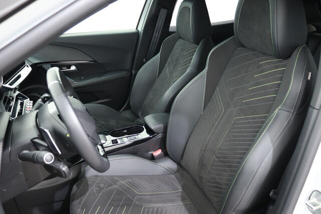 Peugeot 2008 1.2 PURETECH 130 GT EAT8 FACELIFT | Leer/Alcantara | 360 camera | El. verstelbare stoel | Massage