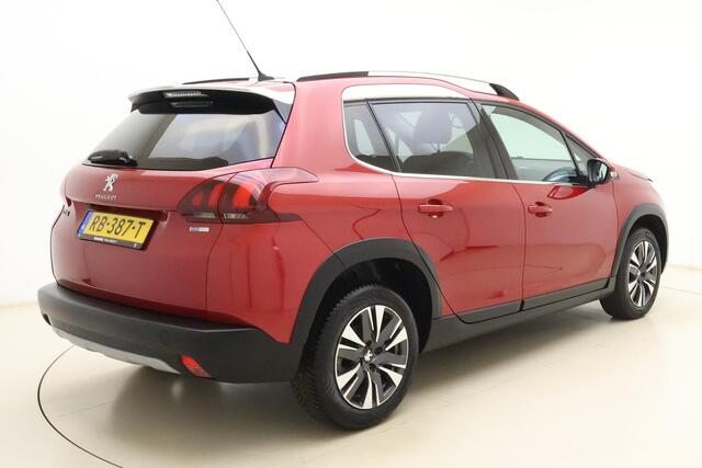 Peugeot 2008 1.2 PureTech Allure | Cruise contol | Automaat | Climate control | Lichtmetalen velgen 16'' | Parkeersensoren voor + achter |