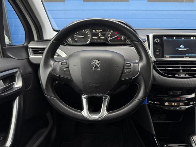 Peugeot 2008 1.2 PureTech Allure | Pano | Distributie VV |