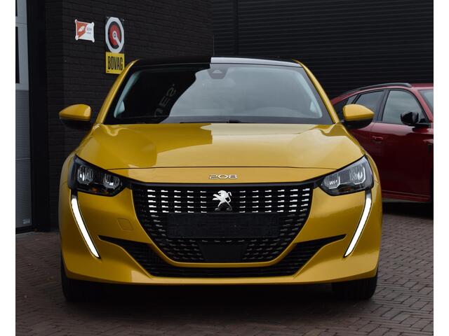 Peugeot 208 1.2 PureTech 100PK Allure | Panodak | Carplay | Keyless | Incl. garantie