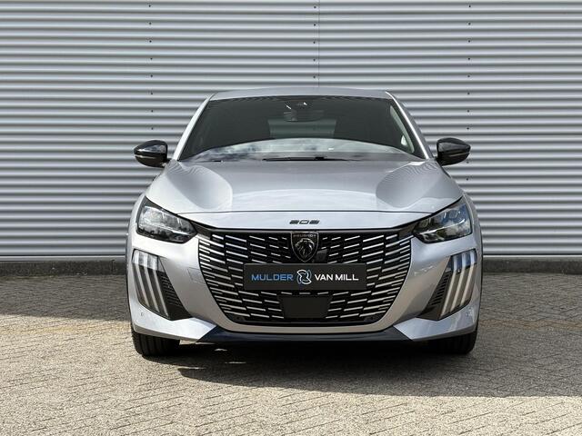 Peugeot 208 GT 1.2 Turbo 100pk | DRAADLOOS APPLE CARPLAY / ANDROID AUTO | 360° CAMERA | ADAPTIVE CRUISE | 17" LM-VELGEN | LEDER/STOF | DODEHOEKBEW. | CLIMA | DAB+ | ISOFIX