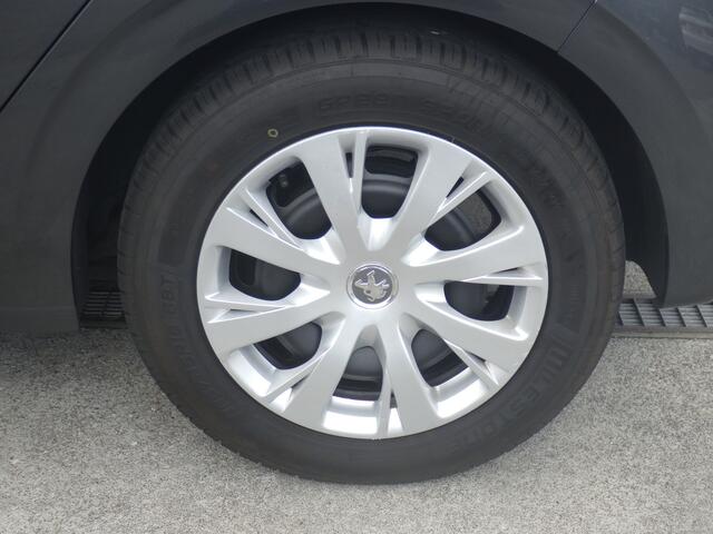 Peugeot 208 1.2 PureTech Active 5-Drs Airco, Navi, Cruise Control 5-Drs Airco, Navi, Cruise Control