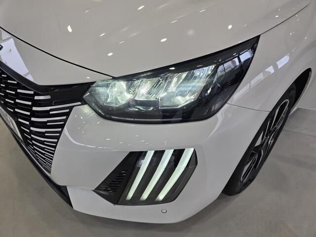 Peugeot 208 1.2 Hybrid 100 e-DCS6 Allure |Camera|Carplay|