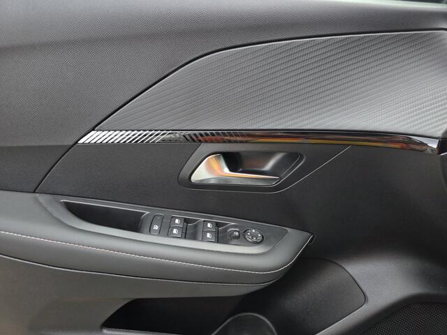 Peugeot 208 1.2 Hybrid 100 e-DCS6 Allure |Camera|Carplay|