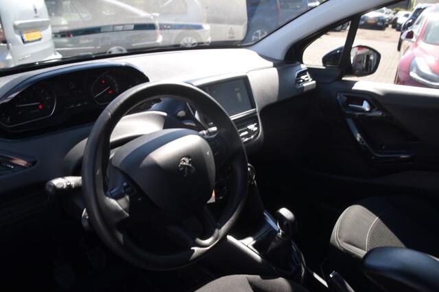Peugeot 208 1.2 PureTech Blue Lion Navi | Bluetooth | PDC | Cruise | Airco