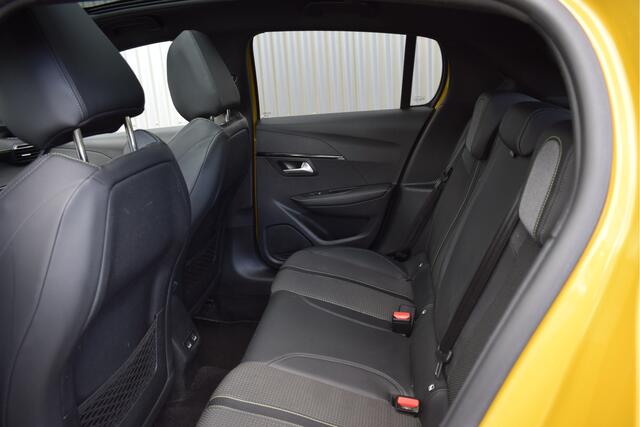 Peugeot 208 1.2 PureTech GT-Line Panorama, Cruise, Carplay, Camera, PDC, Sportstoelen