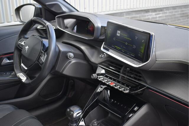 Peugeot 208 1.2 PureTech GT-Line Panorama, Cruise, Carplay, Camera, PDC, Sportstoelen