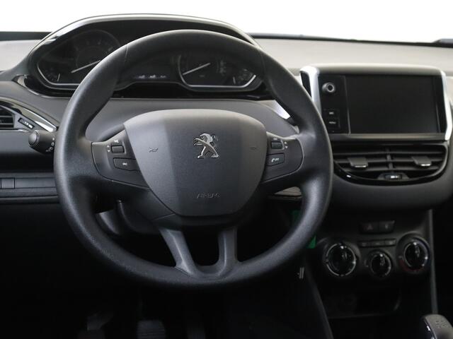 Peugeot 208 1.2 82PK Blue Lion | Parkeerhulp | Navigatie | Armsteun |
